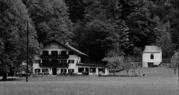 Sch�nau schw. wei� 6-3